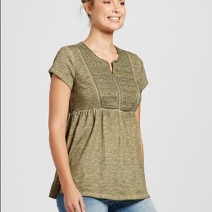 New Women's  metallic embroidered top